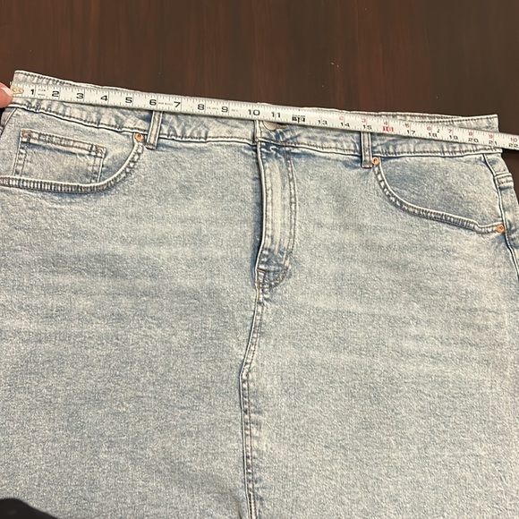 Devoted by DEX High Waist Denim Midi Skirt with Front Slit Size 2X - Picture 5 of 13